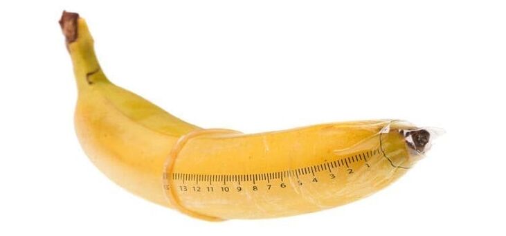 Měření banánů simuluje zvětšení penisu pomocí sody